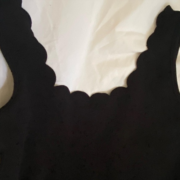 SHEIN Black Bodysuit with Scalloped Detail - Picture 3 of 5